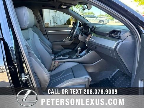 Used 2023 Audi Q3 2.0T Premium Plus w/ Premium Plus Package AWD/4WD image 13