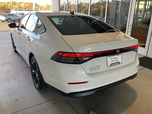 New 2025 Honda Accord SE image 22