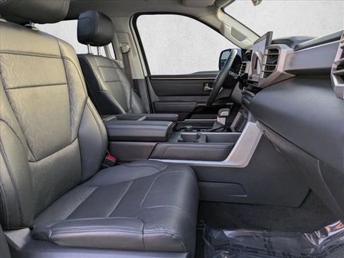 Used 2022 Toyota Tundra Limited image 21