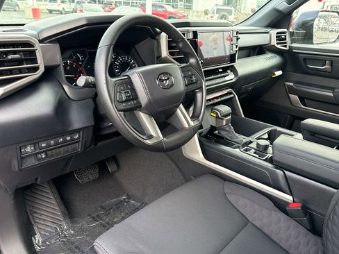 New 2026 Toyota Tundra SR5 w/ SR5 Convenience Package image 9