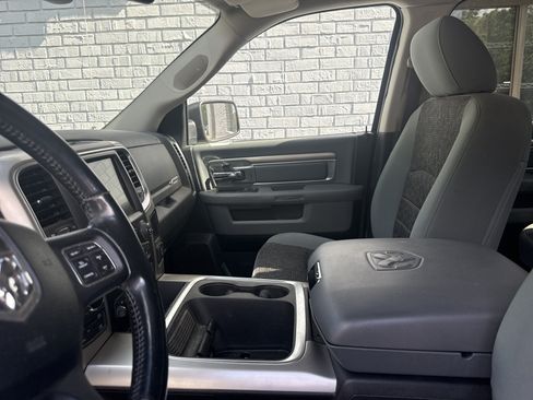 Used 2016 RAM 1500 Big Horn AWD/4WD image 4