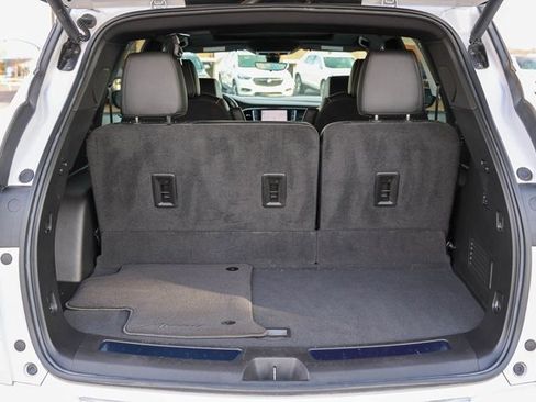 Used 2022 Buick Enclave Avenir w/ Avenir Technology Package image 9