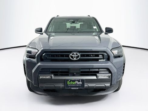 Used 2025 Toyota 4Runner SR5 AWD/4WD image 2