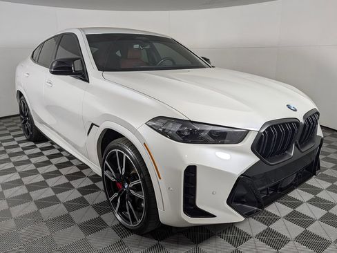 Used 2025 BMW X6 M60i AWD/4WD image 9