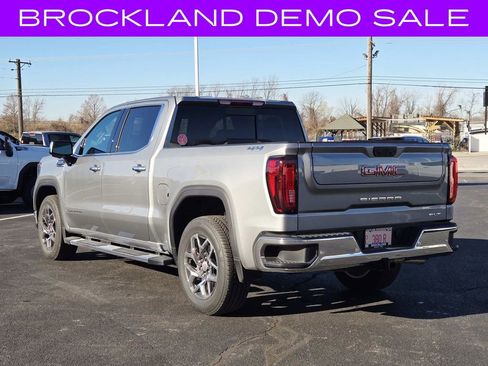 New 2026 GMC Sierra 1500 SLT w/ SLT Premium Plus Package image 5