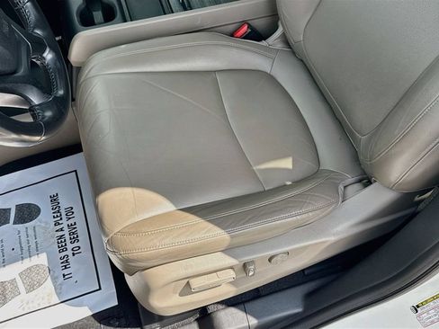 Used 2018 Honda Odyssey EX-L image 24