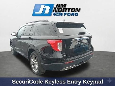 Used 2023 Ford Explorer XLT w/ Equipment Group 202A AWD/4WD image 7