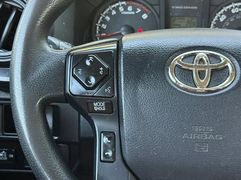 Used 2017 Toyota Tacoma SR RWD image 25