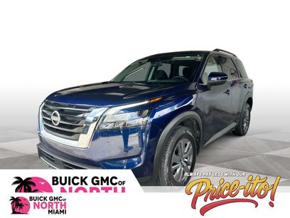 Used 2025 Nissan Pathfinder SV