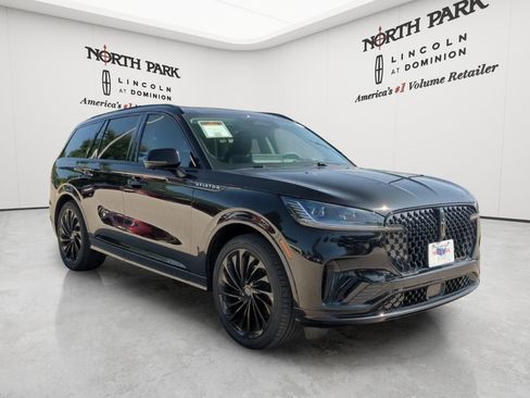 New 2026 Lincoln Aviator Reserve w/ Jet Appearance Package RWD image 7
