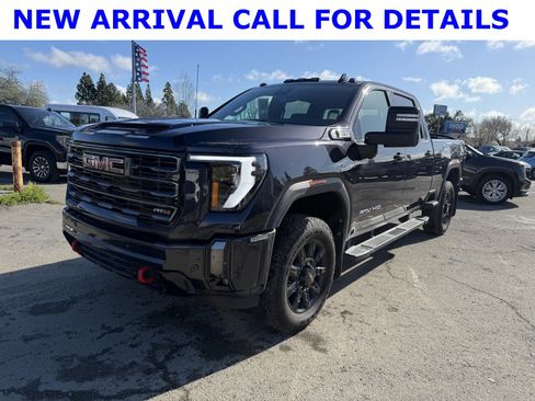Used 2024 GMC Sierra 2500 AT4 w/ AT4 Preferred Package image 1