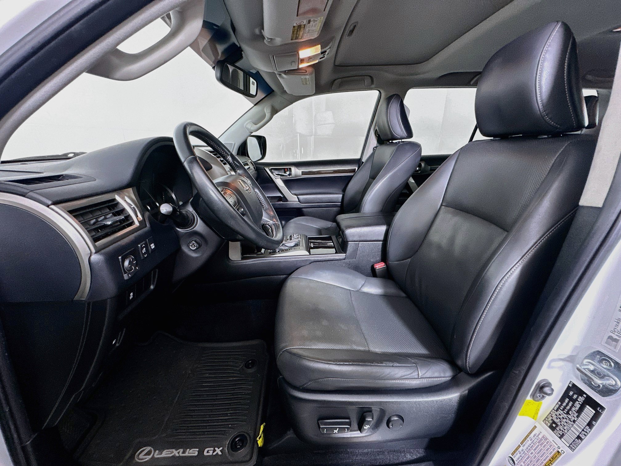 Used 2014 Lexus GX 460 AWD/4WD image 13