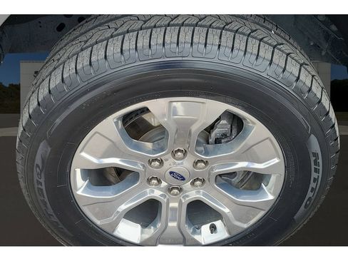 Used 2022 Ford F150 Platinum w/ Equipment Group 701A High AWD/4WD image 9