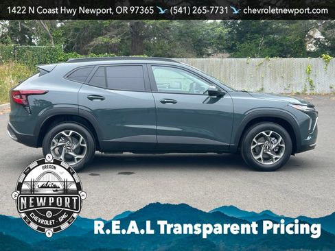 New 2026 Chevrolet Trax LT w/ LT Convenience Package FWD image 4