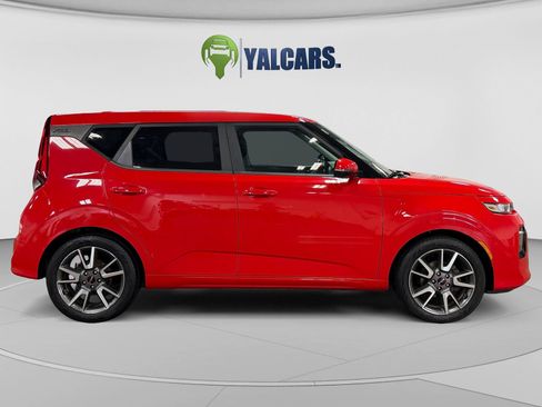 Used 2022 Kia Soul GT-Line FWD image 6