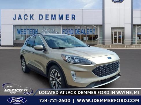 Certified 2020 Ford Escape Titanium AWD/4WD image 1