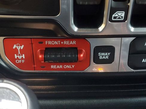 Used 2020 Jeep Wrangler Unlimited Rubicon AWD/4WD image 27