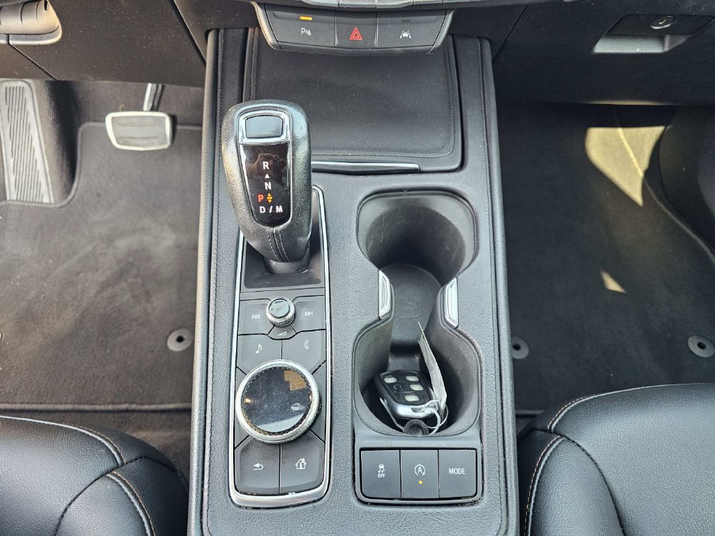 Used 2019 Cadillac XT4 Sport w/ Driver Awareness Package FWD image 30