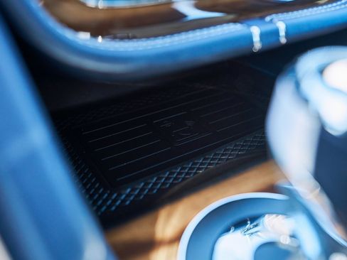 Used 2021 Bentley Bentayga image 67