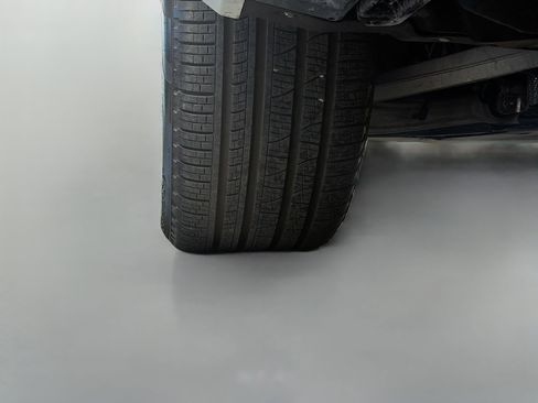 Used 2025 Audi Q7 3.0T Premium image 47