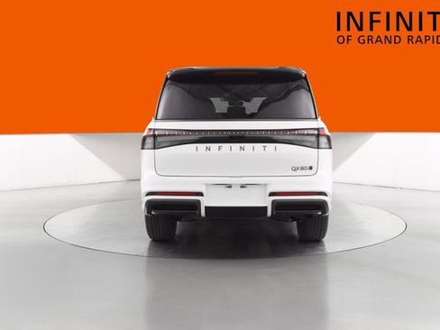 Used 2026 INFINITI QX80 Autograph AWD/4WD image 4
