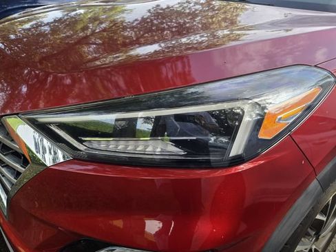 Used 2021 Hyundai Tucson Limited w/ Cargo Package FWD image 9
