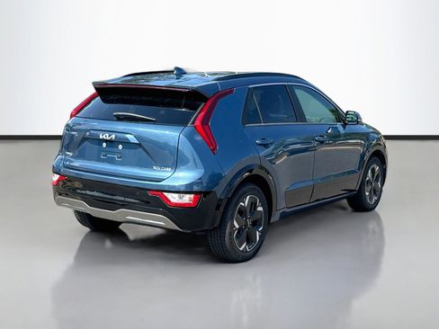 Used 2024 Kia Niro Wind FWD image 7