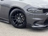 Used 2017 Dodge Charger SXT image 4