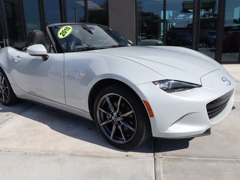 Used 2016 MAZDA MX-5 Miata Grand Touring image 30
