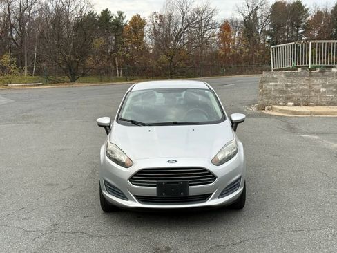 Used 2017 Ford Fiesta S image 4