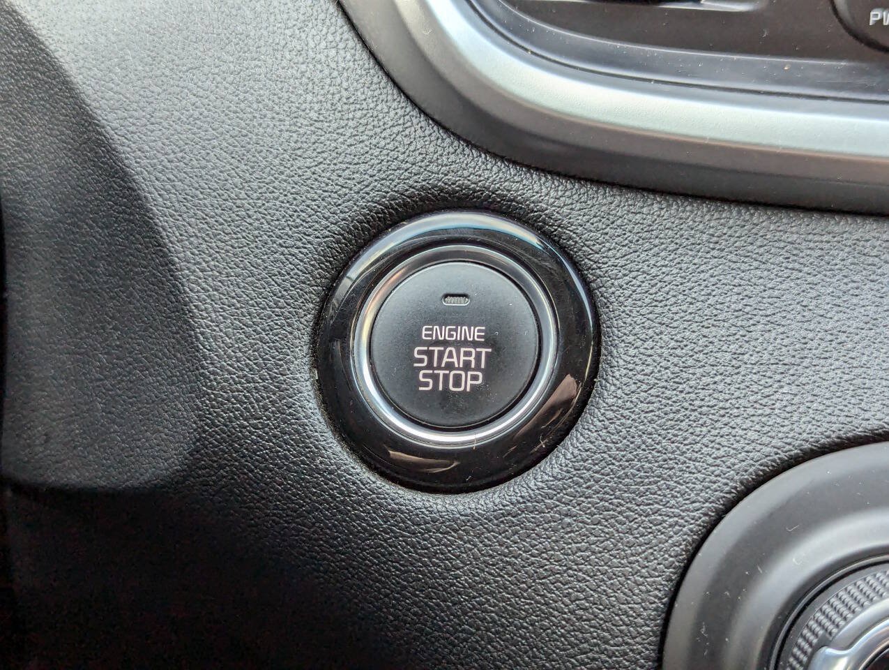 Used 2020 Kia Sorento SX AWD/4WD image 25