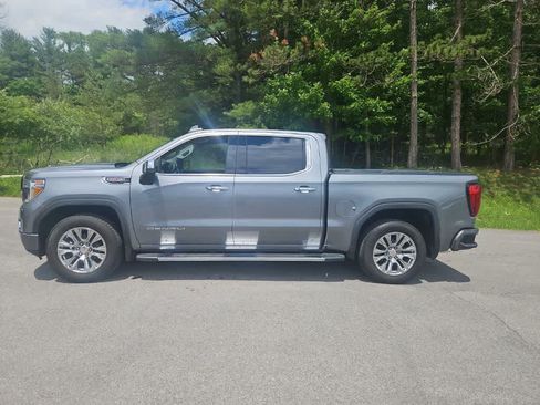 Used 2021 GMC Sierra 1500 Denali w/ Technology Package AWD/4WD image 2