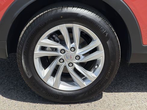 Used 2024 Buick Envista Preferred w/ Convenience I Package FWD image 30