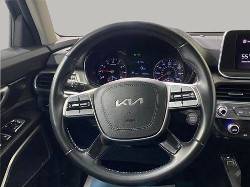 Used 2022 Kia Telluride S image 12