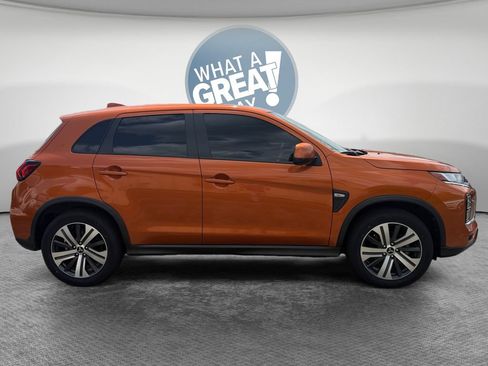 Used 2024 Mitsubishi Outlander Sport ES AWD/4WD image 2