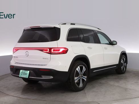 Used 2023 Mercedes-Benz EQB 350 4MATIC SUV image 3
