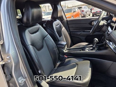 Used 2024 Jeep Compass Latitude w/ Convenience Group image 17