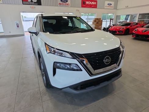 Used 2021 Nissan Rogue S FWD image 5