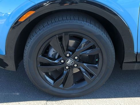 Used 2025 Buick Encore GX Sport Touring w/ Advanced Technology Package image 30