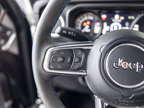 Used 2024 Jeep Wrangler High Altitude AWD/4WD image 22