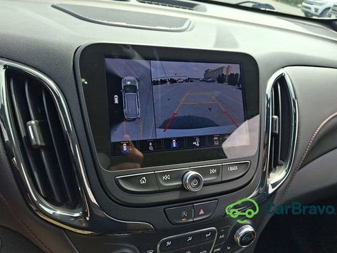 Certified 2022 Chevrolet Equinox RS w/ RS Leather Package FWD image 18