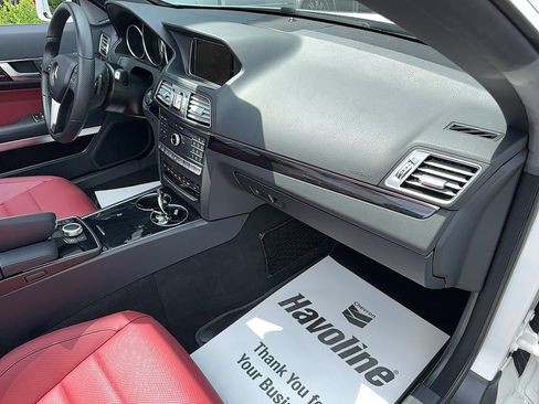 Used 2017 Mercedes-Benz E 400 Cabriolet image 22