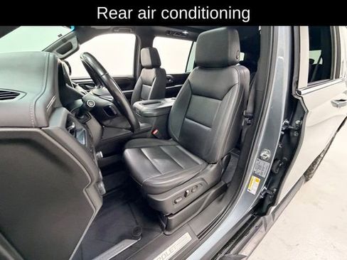 Used 2022 Chevrolet Suburban LT AWD/4WD image 10