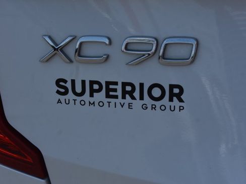 Used 2023 Volvo XC90 B5 Core AWD/4WD image 7