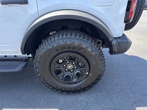 New 2025 Ford Bronco Badlands w/ Sasquatch Package image 7