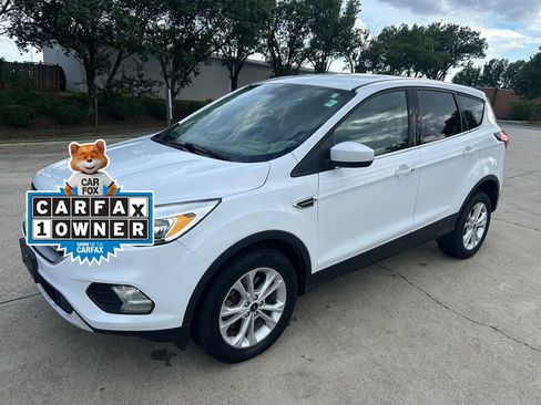 Used 2019 Ford Escape SE AWD/4WD image 1