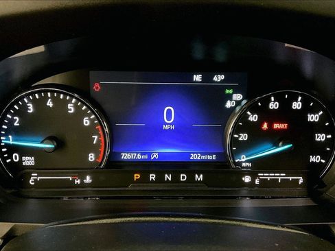 Certified 2021 Ford Explorer XLT w/ Equipment Group 202A image 19