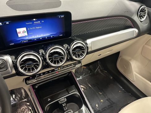 Certified 2024 Mercedes-Benz EQB 250+ image 30