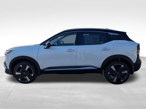 New 2026 Nissan Kicks SR w/ SR Premium Package AWD/4WD image 12