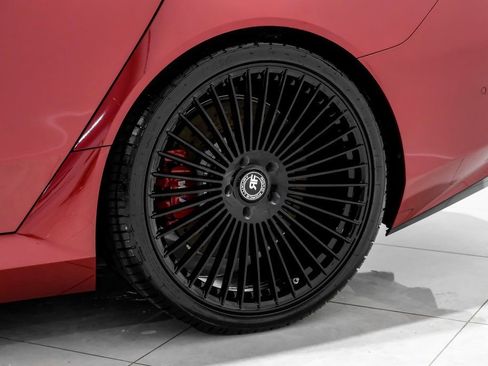 Used 2025 BMW M5 w/ Carbon Package image 52